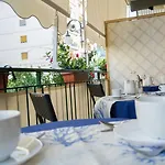 Sorrento Rooms