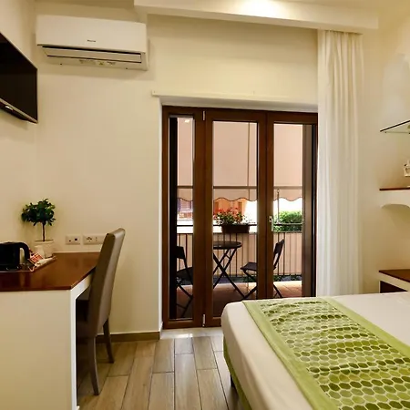 Sorrento Rooms ソレント