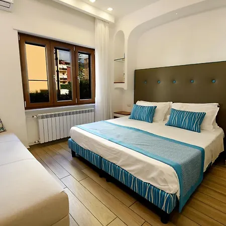 Sorrento Rooms Oda ve Kahvaltı