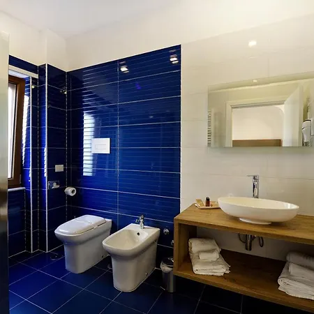 Sorrento Rooms 4*