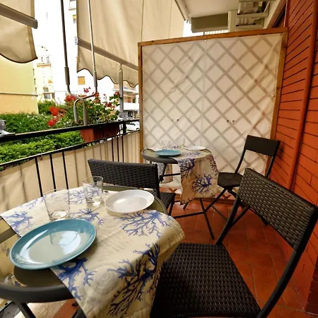 Sorrento Rooms Oda ve Kahvaltı 2*